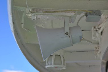 the environment on board the tourist ship