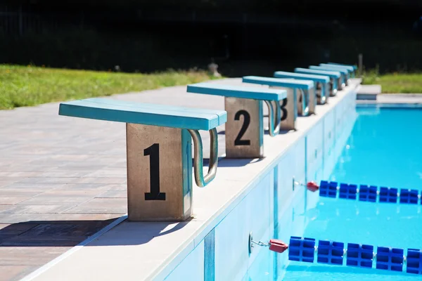 Lugares iniciais na piscina — Fotografia de Stock
