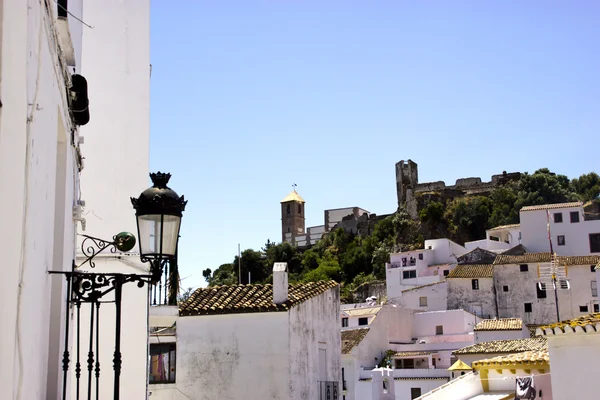 Pueblo típico andaluz blanco —  Fotos de Stock