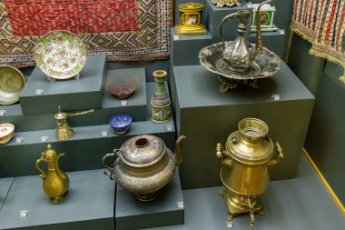 Bakü, Azerbaycan. Azerbaycan 'ın başkenti Bakü' deki Azerbaycan Ulusal Müzesi manzarası.