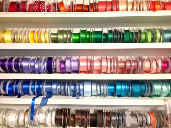Haberdashery Haberdasher Ribbon Reels Rolls Rows Trims Fabric Retail Shop — Stock Photo, Image