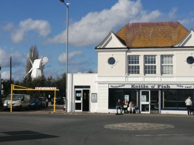 Rye, East Sussex, İngiltere - 10.02.2020: Eski kasabadaki Kettle-o-fish Quay bölgesi Orta Çağ Rye Doğu Sussex, İngiltere - seyahat yeri 