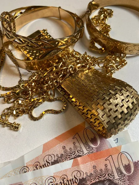 Золотий Металобрухт Ланцюги Банджі Ювелірний Магазин Пішаків Гроші — стокове фото