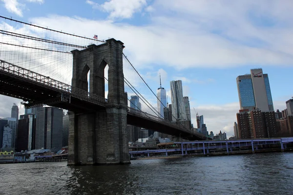 Nowy Jork Ameryka Usa 2020 Brooklyn Bridge Lower Manhattan Skyline — Zdjęcie stockowe