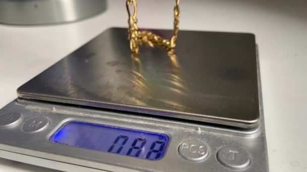 Gold Jewellery Being Weighed Scales Pawn Shop Gold Popular Sell — Stock Video