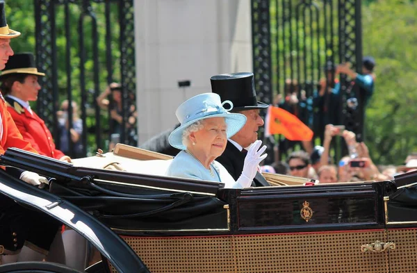 Queen Elizabeth Royal Family Buckingham Palace London June 2017 Trooping — Stock Photo, Image