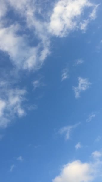 Хмари Часовий Проміжок Фоні Блакитного Неба Копіювальним Простором Хмари Небо — стокове відео