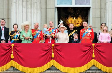 Kraliçe Elizabeth, Prens Philip Harry William Charles Trooping renkli Royal Family balkon 13 Haziran 2015 stok, fotoğraf, fotoğraf, resim, resim, basın, 