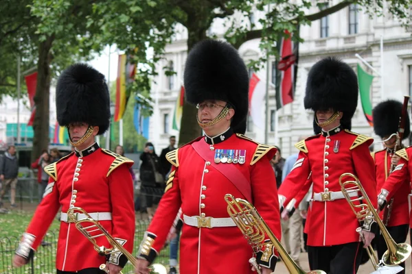 Londra Ngiltere Temmuz Queens Kraliyet Muhafız Asker Temmuz 2017 Londra — Stok fotoğraf