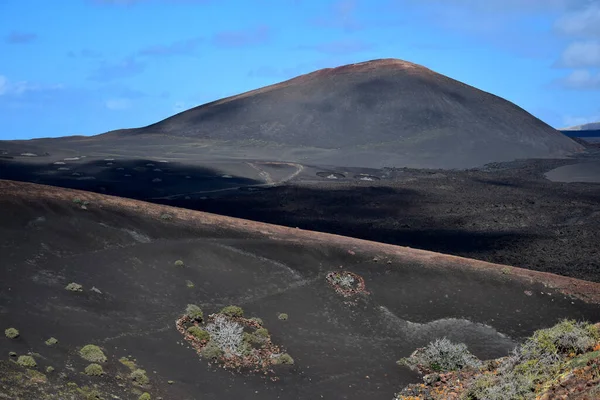 Kleurrijk Vulkanisch Landschap Bij Het Vulkaanpark Lanzarote Canarische Eilanden Spanje — Stockfoto