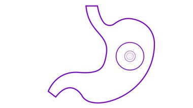 Sinyal veren daireleri olan midenin çizgisel mor sembolü. Acıya odaklan, ağrıya. Çizgi vektör çizimi beyaz arkaplanda izole edildi.