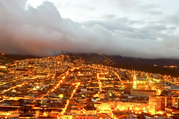 Quito gecede — Stok fotoğraf