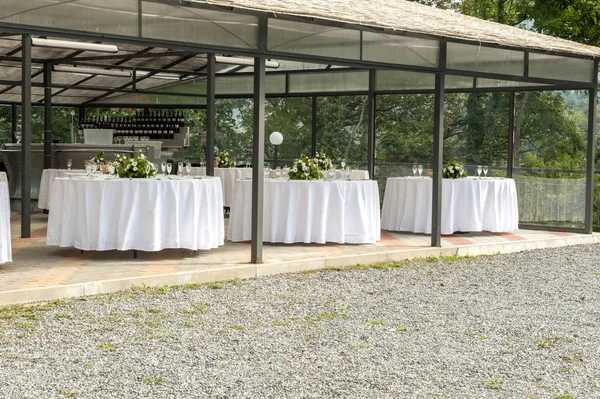 Wedding table in the castle — Stock Photo, Image