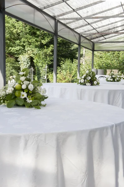 Wedding table in the castle — Stock Photo, Image