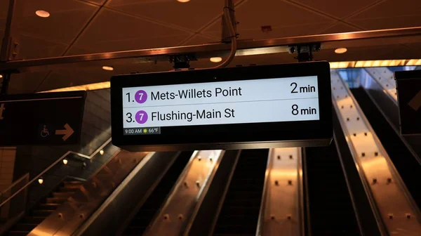 Νέα Υόρκη Νέα Υόρκη Ηπα Δεκ 2020 Καλοφτιαγμένο Ηλεκτρονικό Μετρό — Φωτογραφία Αρχείου