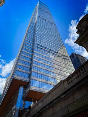 New York, New York, ABD - 3 Mayıs 2021: 28. Cadde ve Broadway 'deki NoMad mahallesindeki yeni Ritz-Carlton lüks oteli