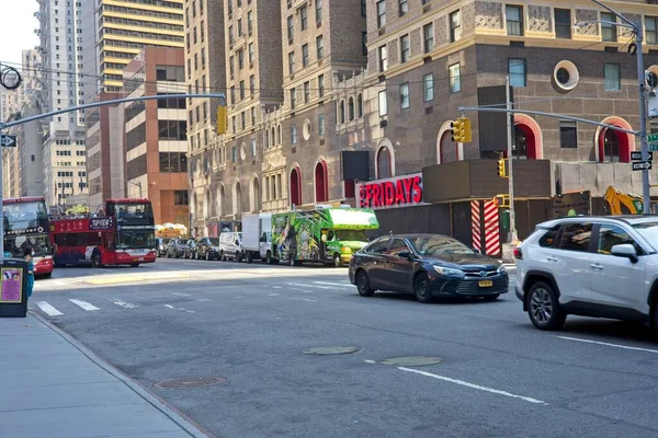 New York Usa Sept 2021 Intersection Tgi Friday Restaurant Times — Stock Photo, Image