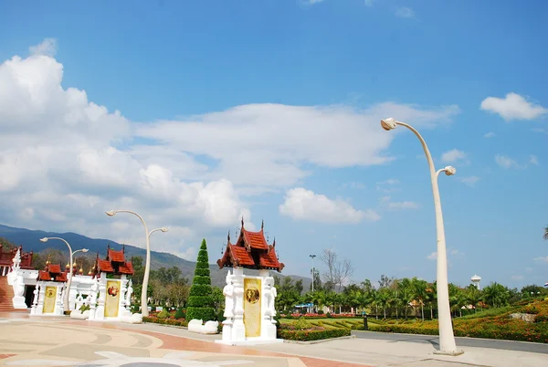 Royal Pavilion i Royal Rajapruek Park i chiangmai thailand — Stockfoto