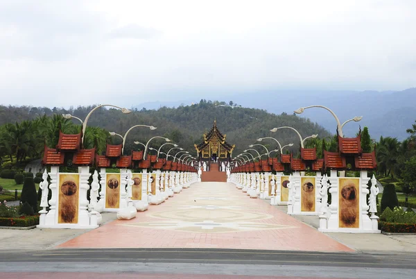 Pavilhão Real no Parque Real Rajapruek em Chiangmai Tailândia — Fotografia de Stock