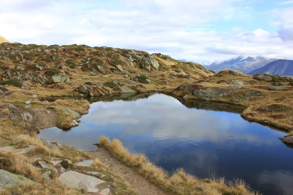 Horské Jezero Švýcarských Horách Podzim — Stock fotografie