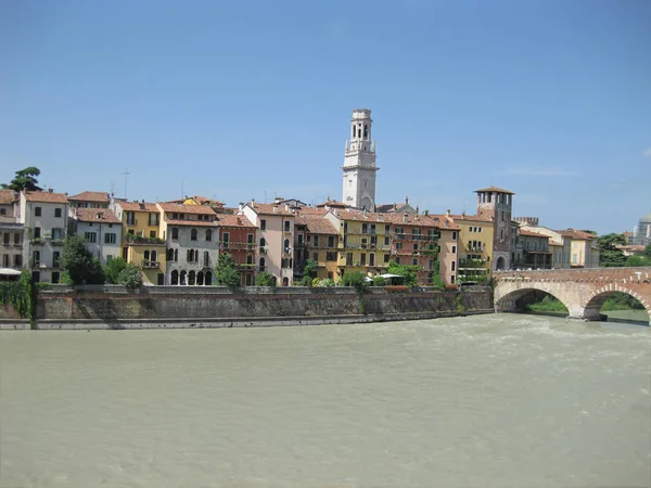 Vista Panorámica Ciudad Verona Con Parte Del Ponte Pietra Derecha — Foto de Stock