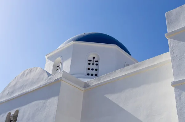 Detail einer Kirche auf der Insel Iraklia, Kykladen, Griechenland — Stockfoto