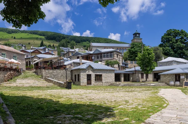 Pitoresk köy Nimfaio, Florina, Yunanistan, popüler kış hedef
