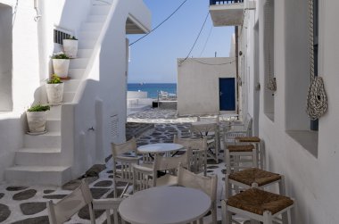 Yunanistan 'ın Paros Adası' ndaki Sokak
