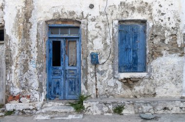 Kythnos Island, Kiklad Adaları, Yunanistan eski bir ev cephe