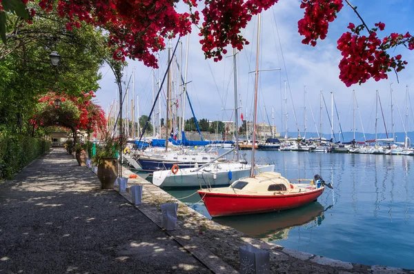 Küçük marina Corfu Island, Yunanistan