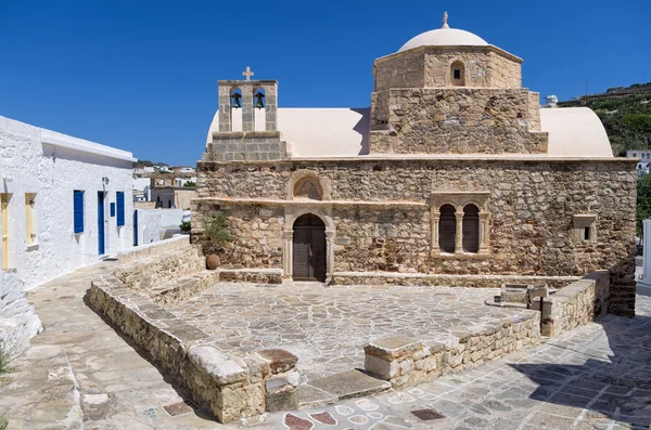 Old Orthodox church in Kimolos island, Cyclades, Greece — Zdjęcie stockowe