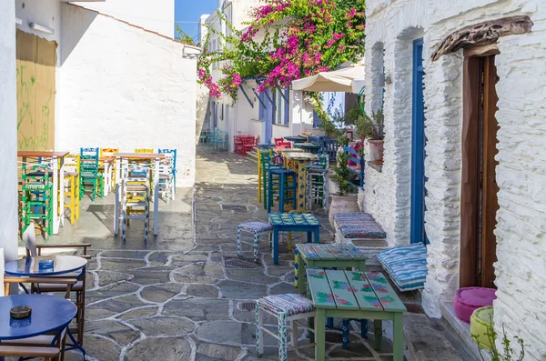 Ulica w Kythnos island, Cyklady, Grecja — Zdjęcie stockowe