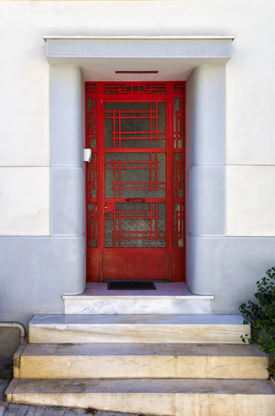 Puerta modernista de una casa en el barrio de Mets, Atenas, Grecia —  Fotos de Stock