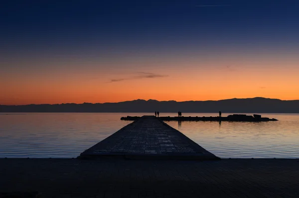 Tolle Sonnenuntergangsfarben im See ohrid — Stockfoto