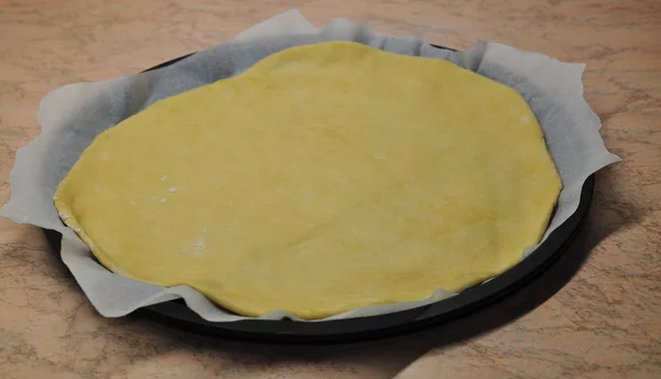 Gorgorzola Peyniri Cevizli Mükemmel Bir Talyan Pizzası Hazırlamak Için Gereken — Stok fotoğraf