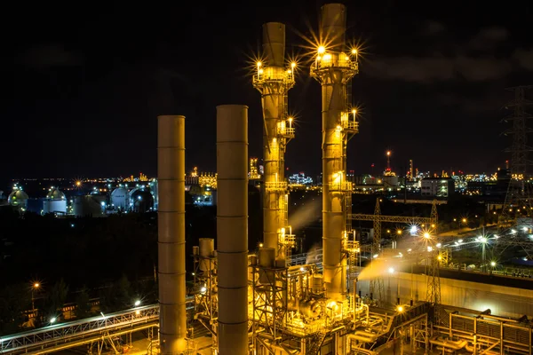 Petroleum raffinaderij benzine — Stockfoto