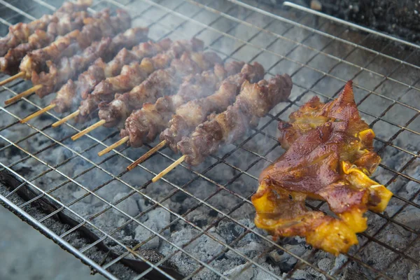 Biefstuk Grill Met Vlammen — Stockfoto