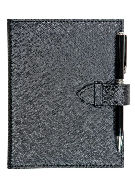 Czarny skórzany notatnik i długopis na białym tle — Zdjęcie stockowe