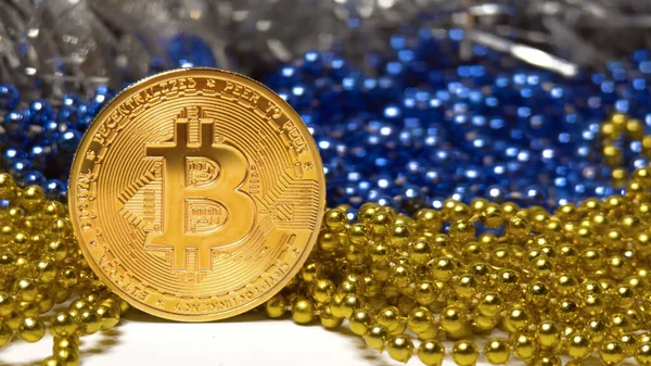 Altın, Mavi ve Gümüş Boncuklu Bitcoin Kutlama Ayarları