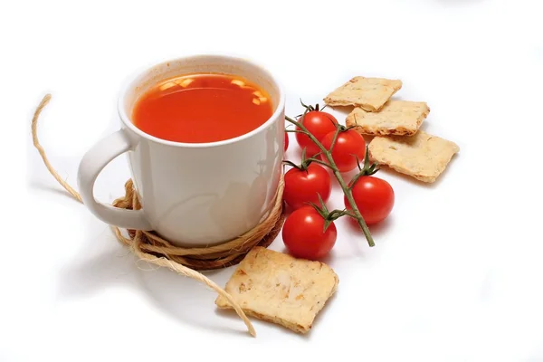 Zupa pomidorowa i krakersy — Zdjęcie stockowe
