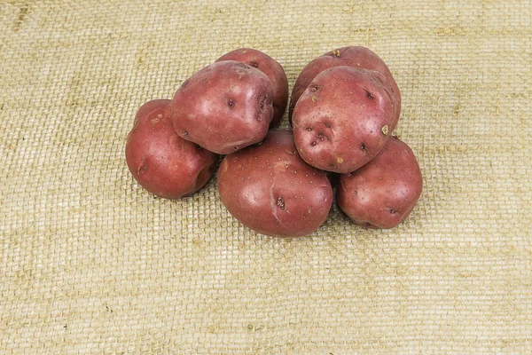 Pommes de terre à peau rouge Photos De Stock Libres De Droits