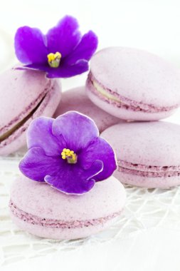 Menekşe acıbadem kurabiyesi 