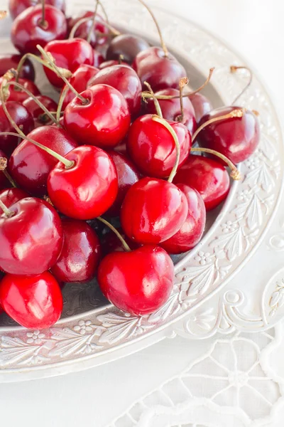 Fresh cherries — Stock Photo, Image