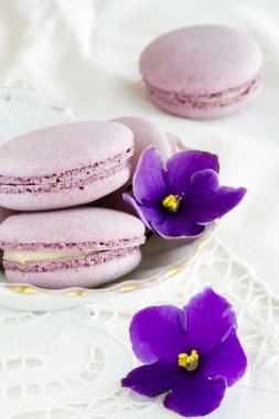 Menekşe acıbadem kurabiyesi 