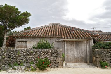 Taketomi Adası Köyü, Ishi