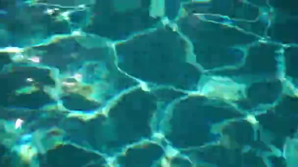 Réflexion de l'eau sur fond de piscine texture abstraite — Video