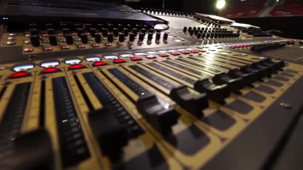 Panel de control del mezclador de música de sonido — Vídeos de Stock