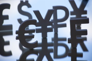 Euro, dolar ve yen sembolleri