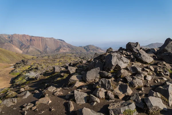 Landmannalaugar, 아이슬란드에 있는 여러 가지 빛깔 풍경의 아름 다운 보기. — 스톡 사진