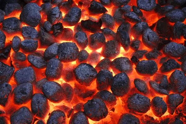 Ψησταριά Μπάρμπεκιου Λαμπερό Και Φλεγόμενο Ζεστό Κάρβουνο Briquettes Φόντο Τροφίμων — Φωτογραφία Αρχείου